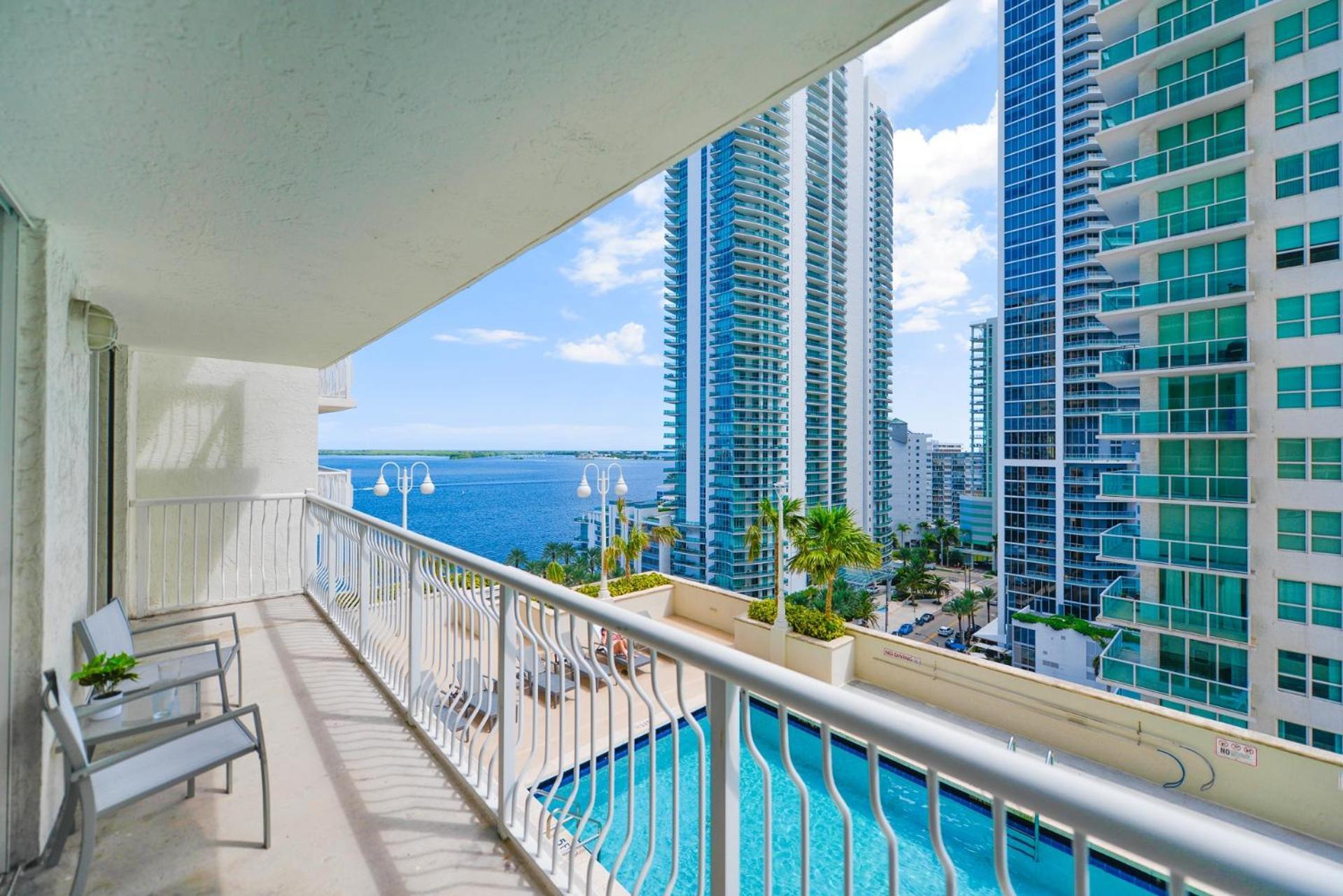 Ocean View Exquisite 1 Bedroom Condo With Free Parking Майами Экстерьер фото