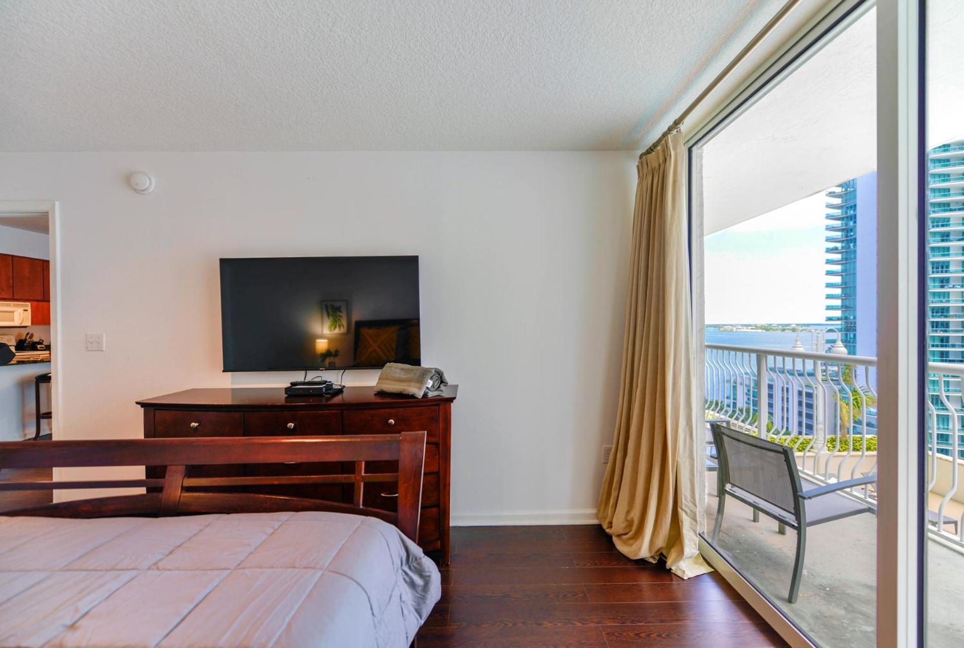 Ocean View Exquisite 1 Bedroom Condo With Free Parking Майами Экстерьер фото